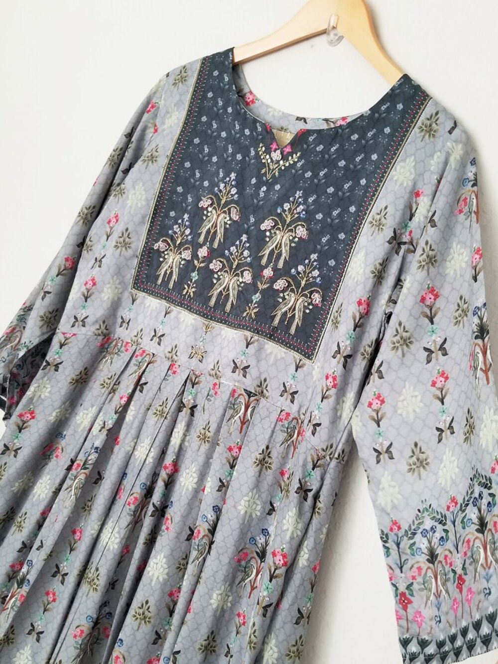 Kalki Cloud Grey Cotton Silk Beaded Embroidered Maxi Dress L Gown India Boho - Picture 6 of 16